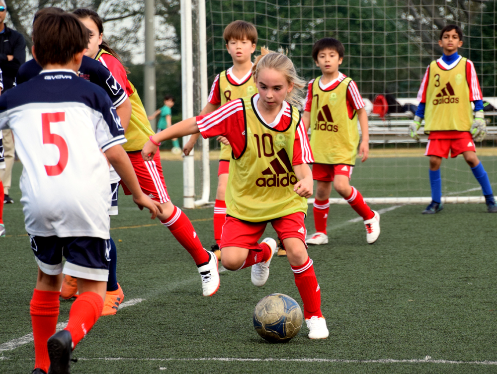 About Us アカデミーについて British Football Academy Football Fun For All